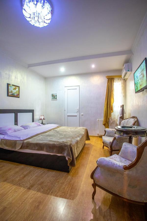 Hotel Mkudro Koetaisi Buitenkant foto