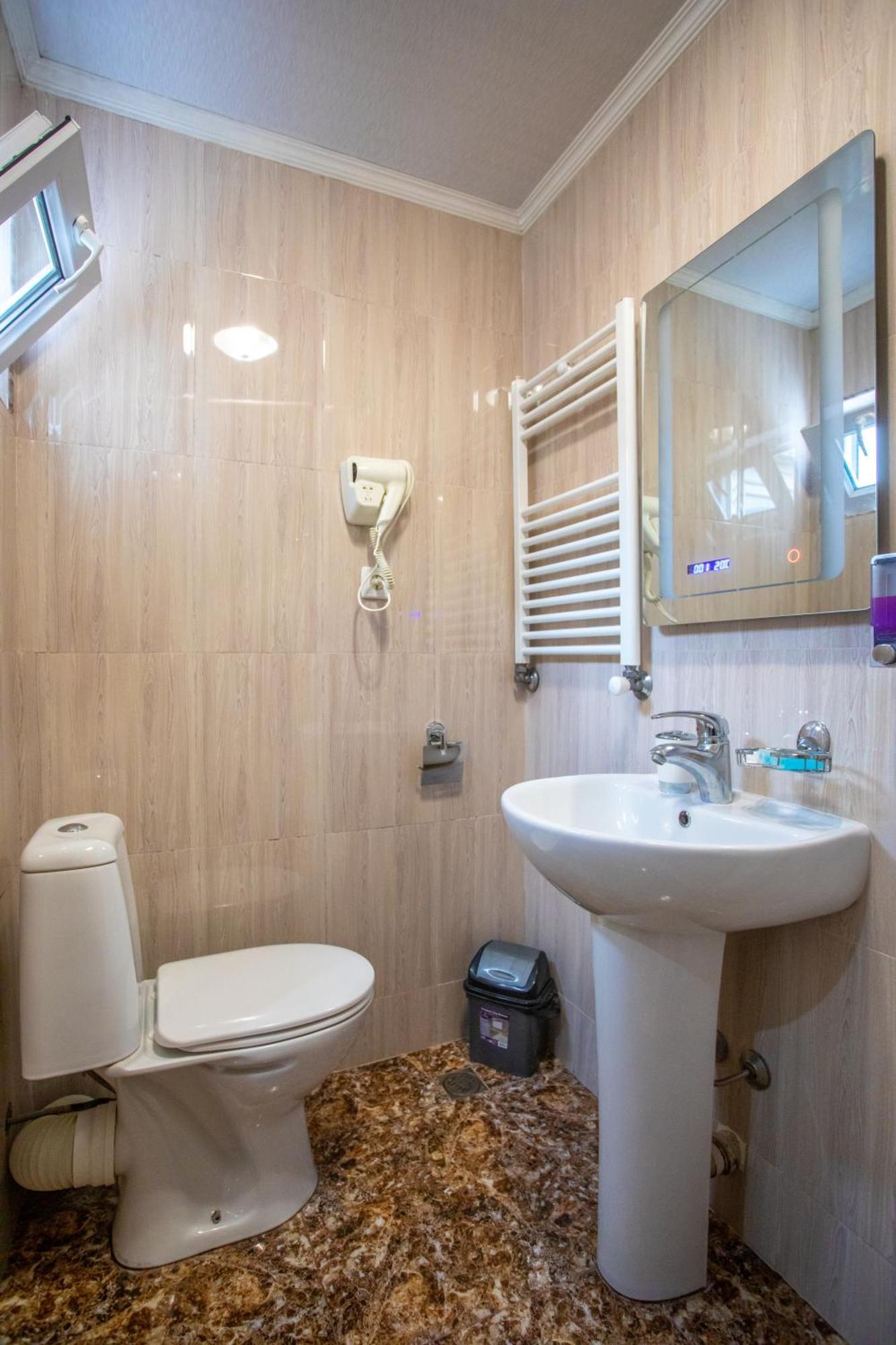 Hotel Mkudro Koetaisi Buitenkant foto