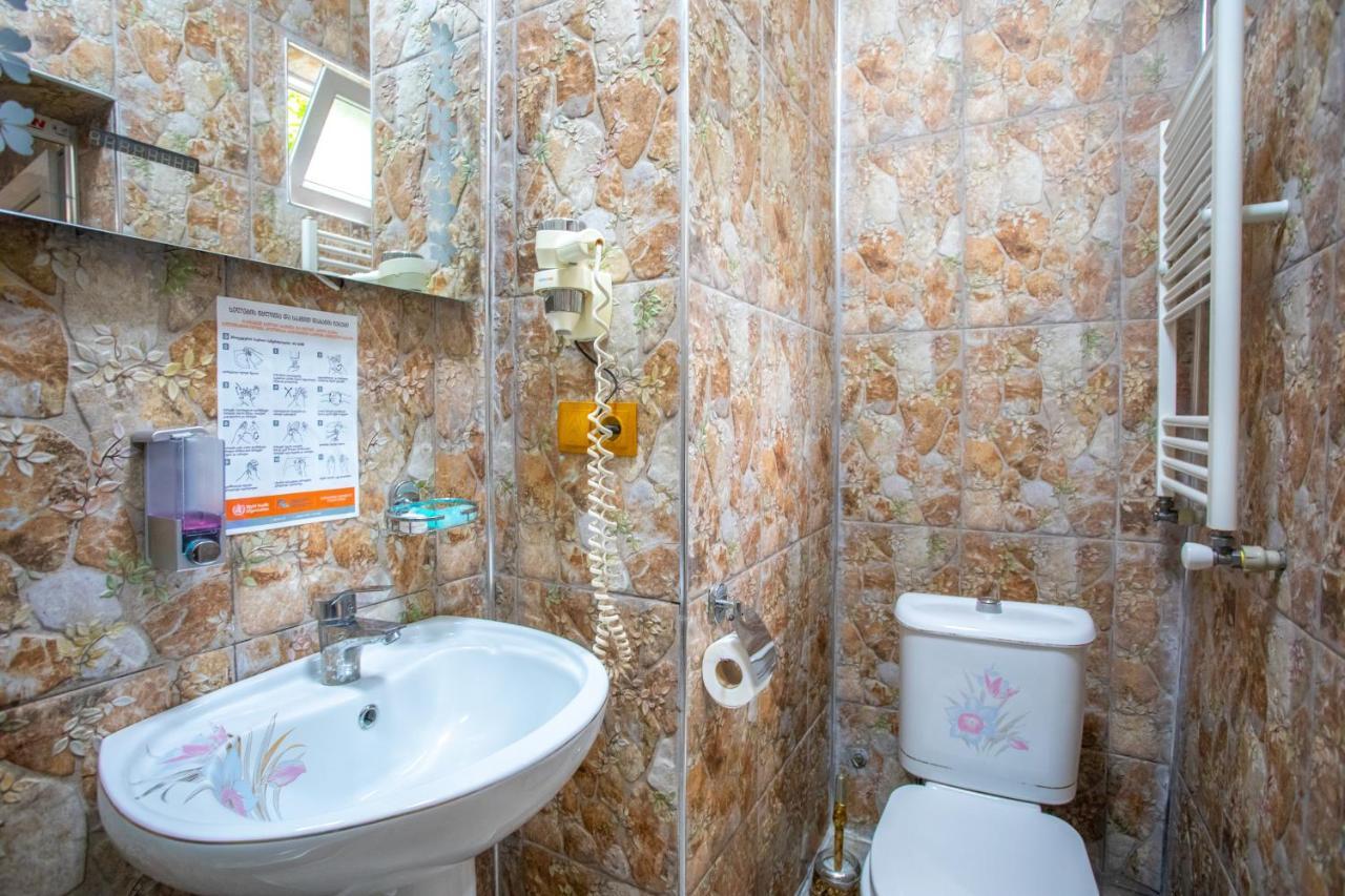 Hotel Mkudro Koetaisi Buitenkant foto